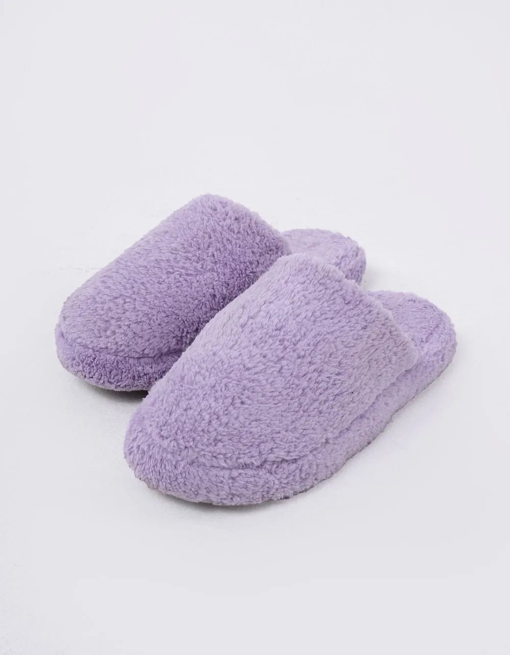 emalynn slippers4 min